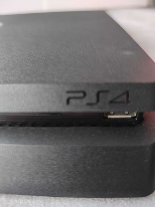 PS4 500Gb com extras