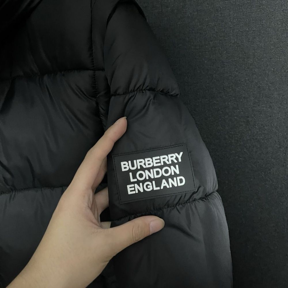 Куртка Burberry/ Пуховик Барбері/ Оригінал/ Vetements/ Supreme/ Супрім