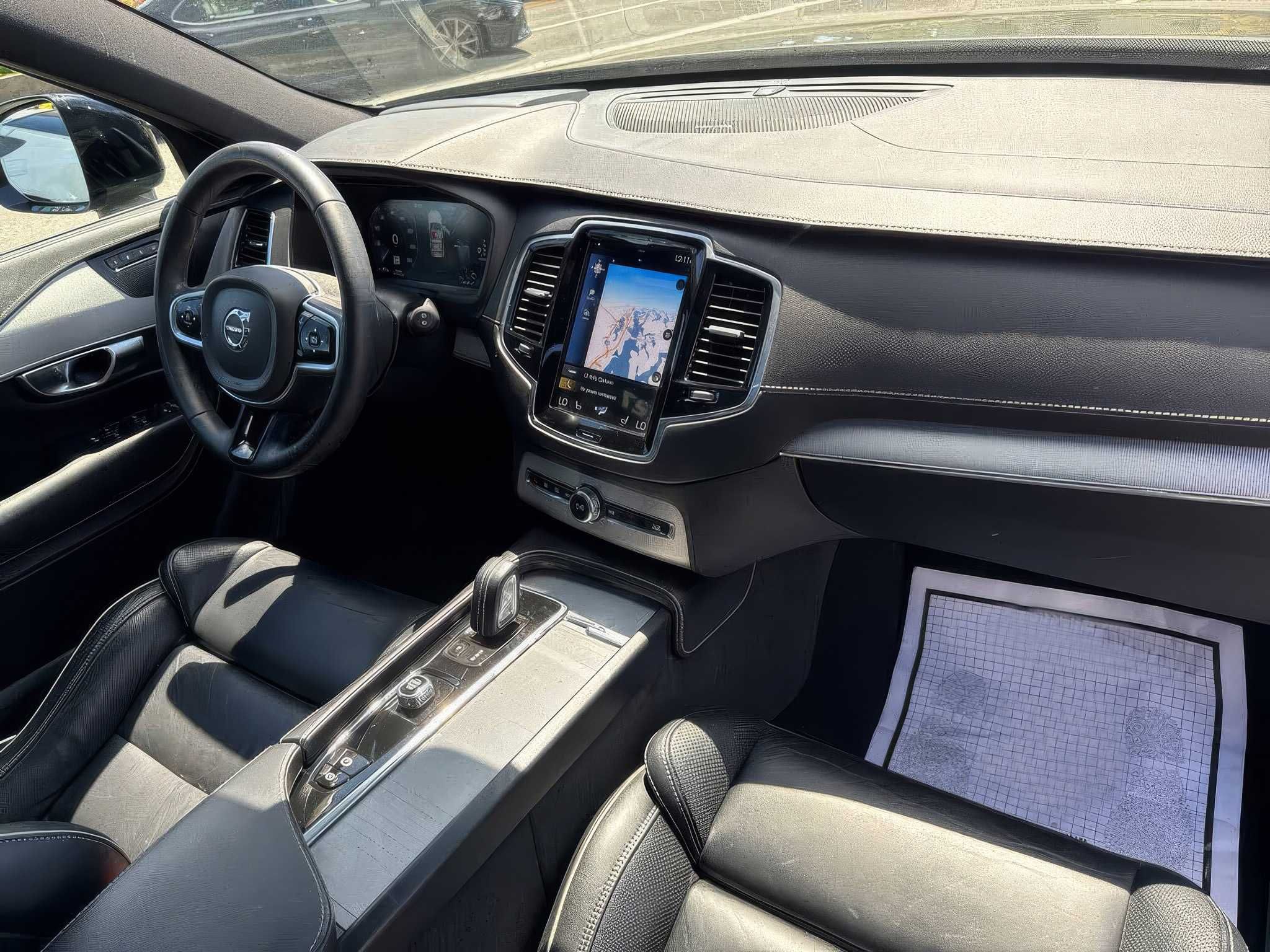 2022 Volvo XC90 Recharge R-Design Extended Range e