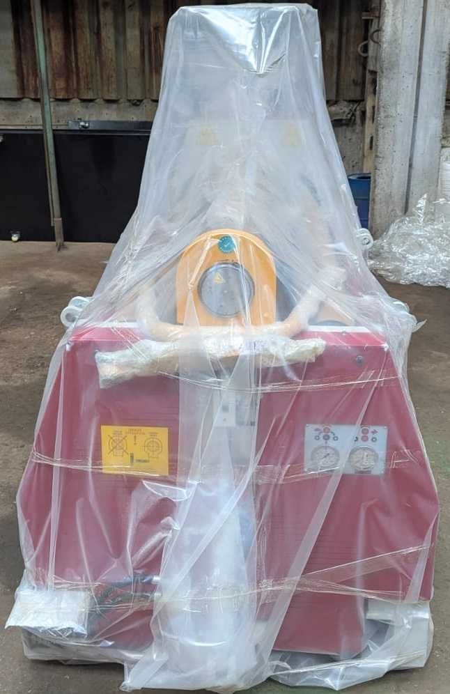 Вальцы листогибочные гидравлические четырехвалковые 4V HM 1550x180 NC