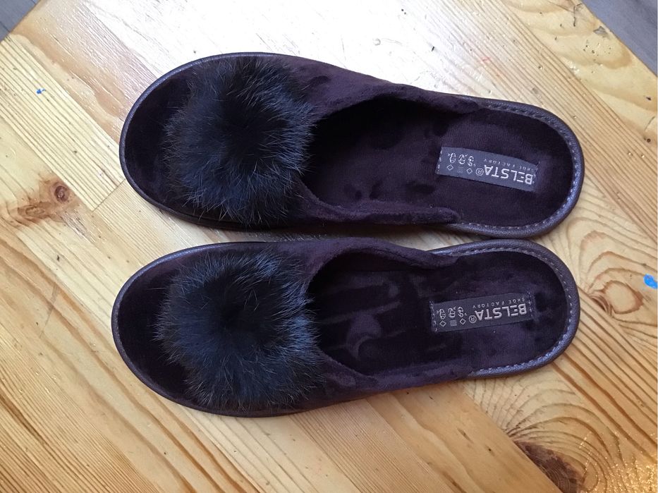 Коричневі бархатні з натуральним хутром 38-39розмір