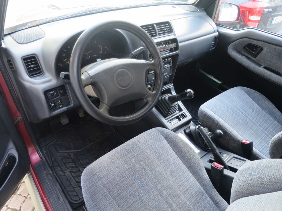 Suzuki Grand Vitara 2.0 em Bom Estado
