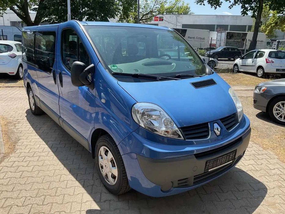 Wynajem BUS vivaro/trafic 8-9os