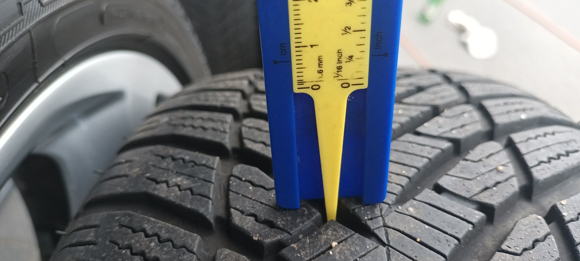 Koła Felgi Aluminiowe BMW 1 E81 E82 E87 E88 GoodYear 205/50/17 ET47 7m