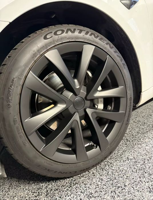 Ковпаки Tesla Model 3 / Колпаки Тесла М3
