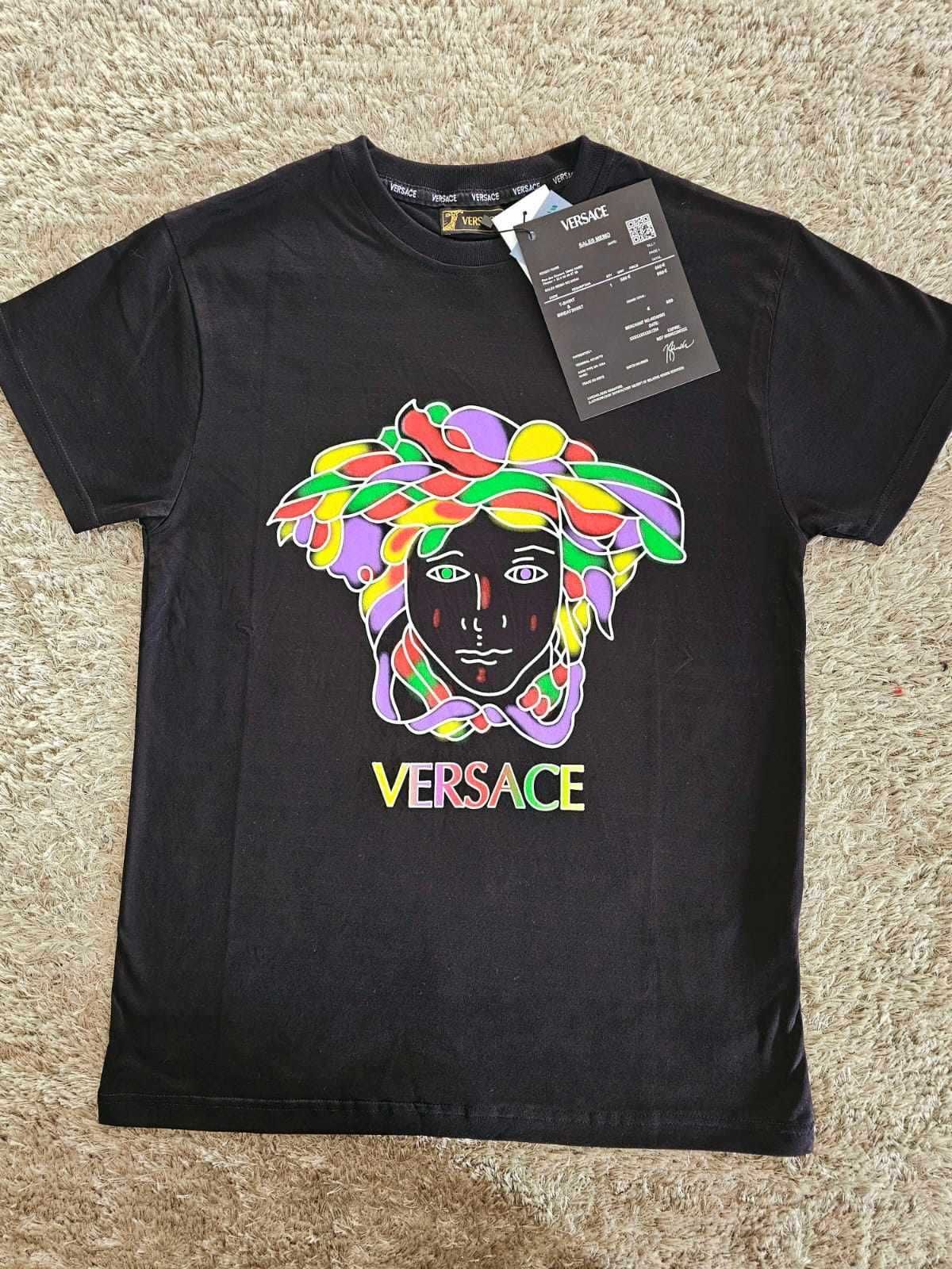 Versace novo modelo t-shirt preta máxima qualidade