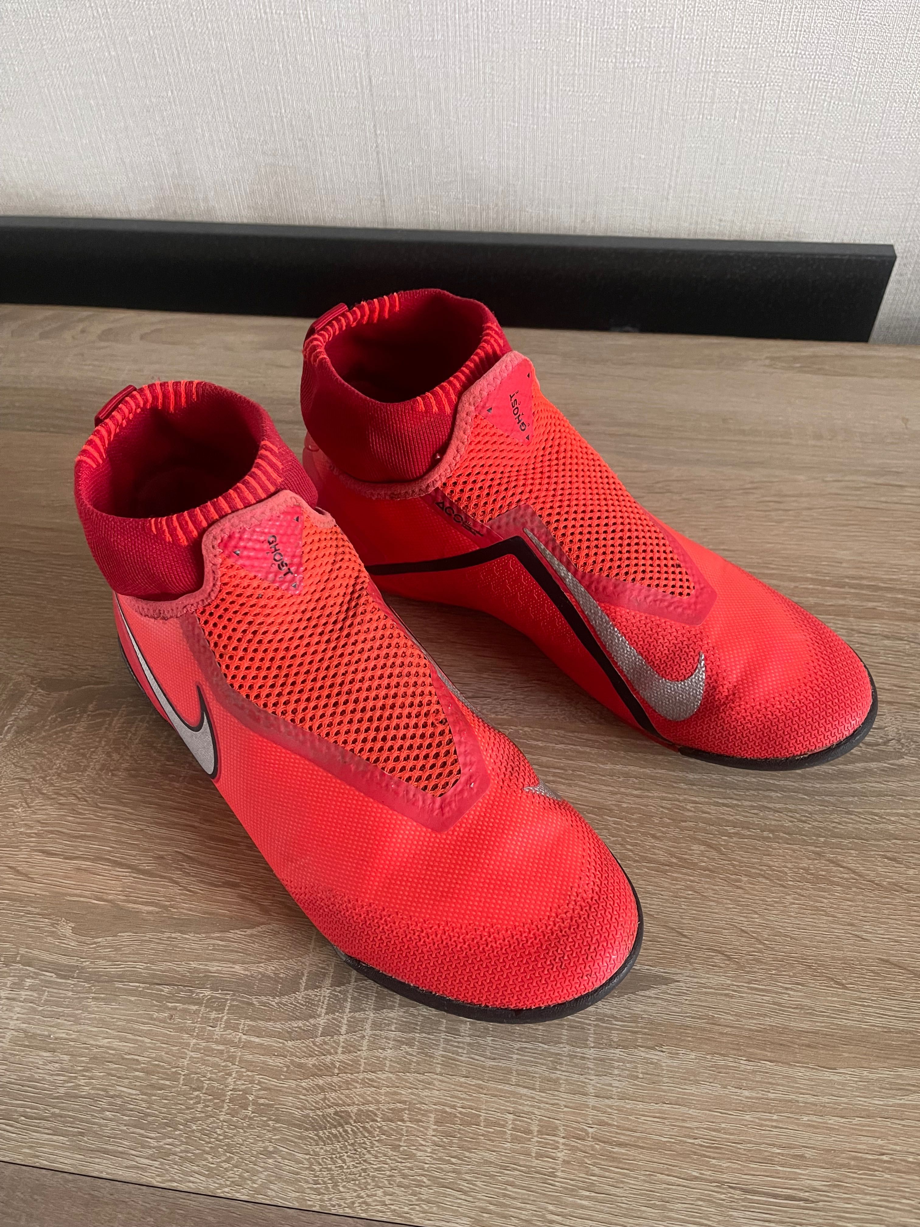 Сороконожки nike оригинал 42,5 размер