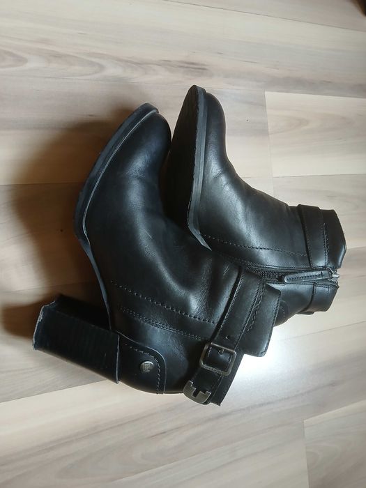 Tommy Hilfiger Botki. Skóra naturalna