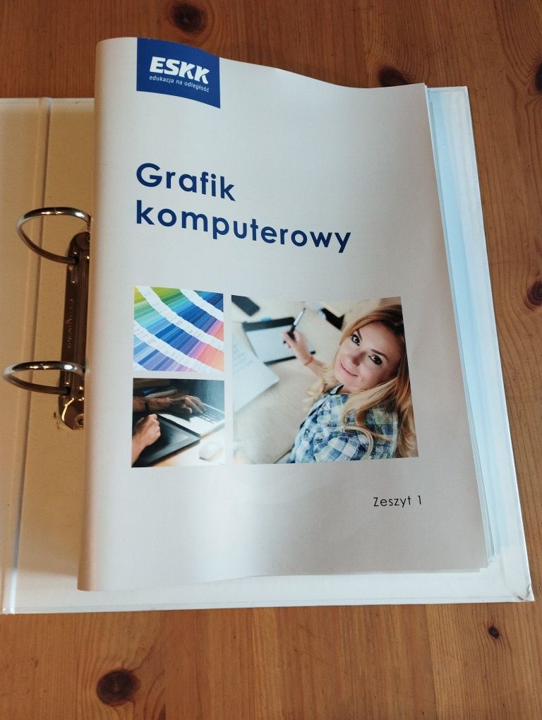 Kurs ESKK grafik komputerowy 10 zeszytów