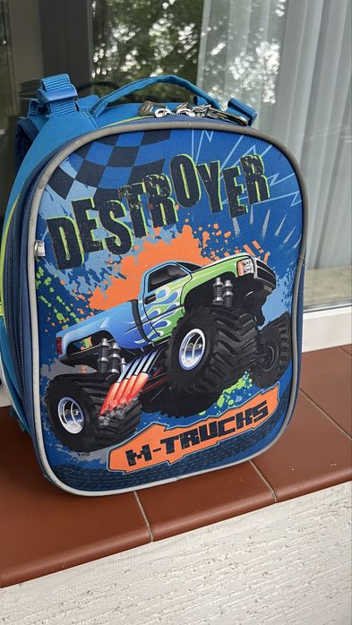 Шкільний рюкзак для хлопчика