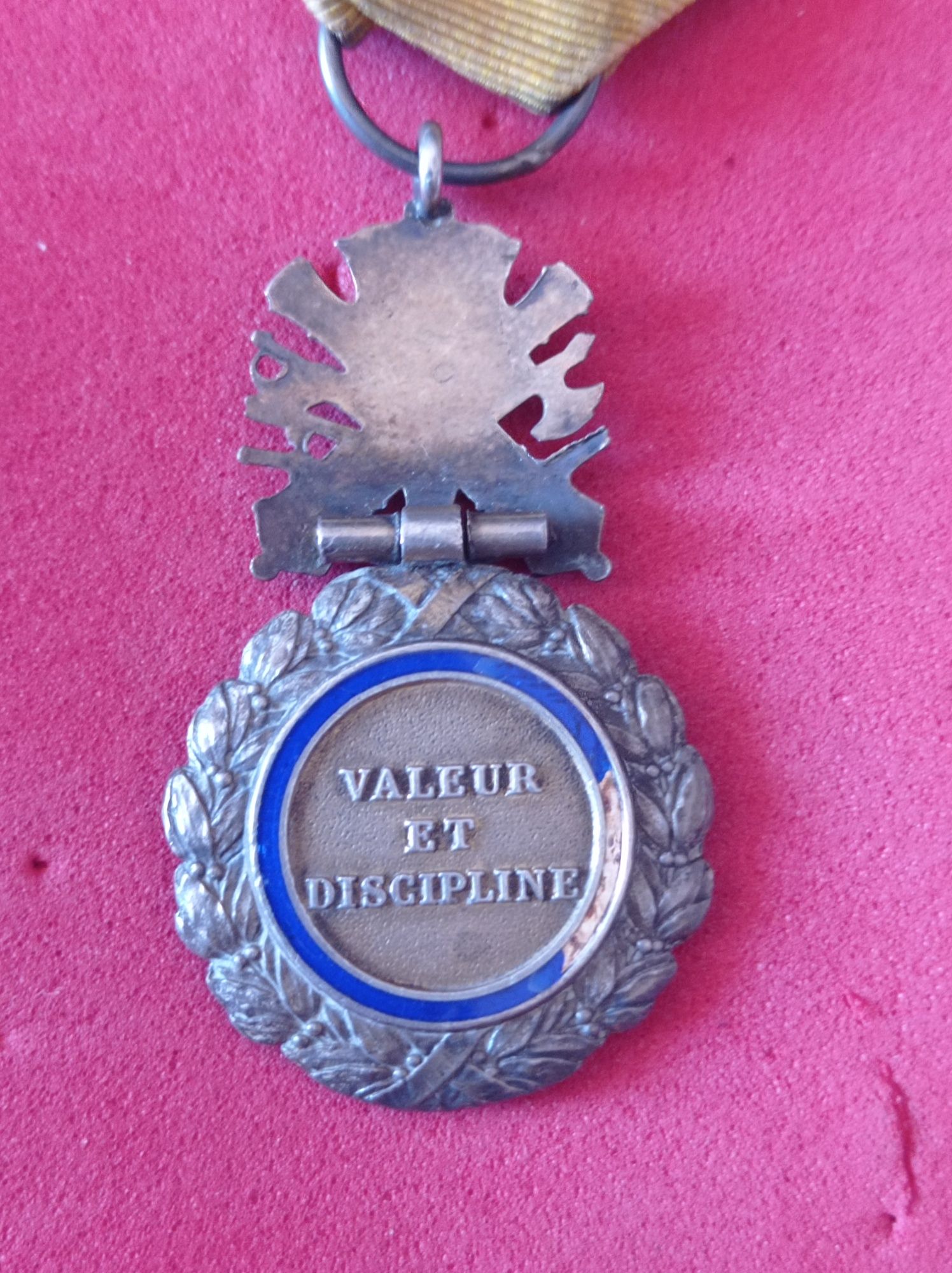 Medalhas militares com caixa