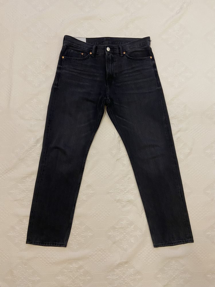 Фирменные джинсы H&M.  Размер W-34 L-32