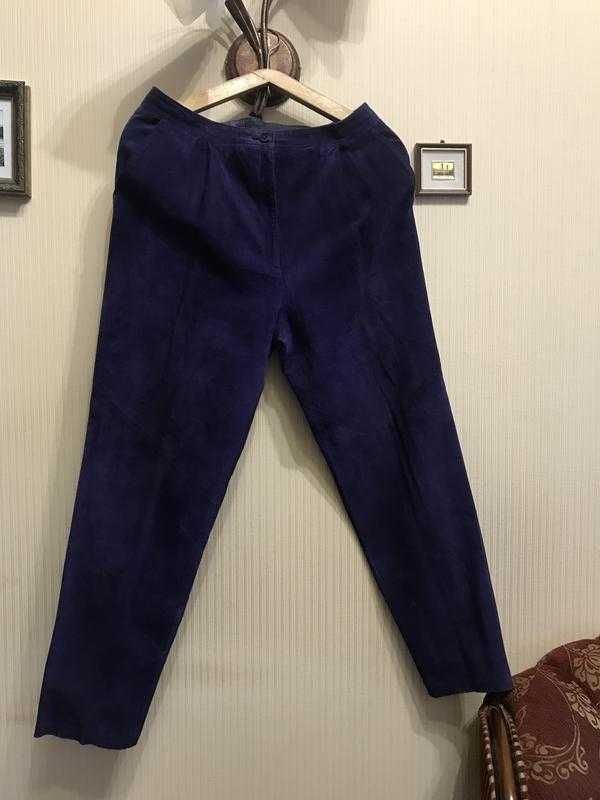 Фиолетовые женские брюки Madeleine оригинал Италия натур замш кожа
