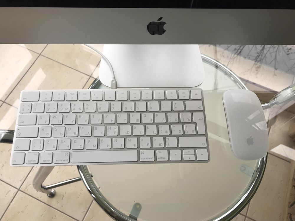 Apple iMac 21,5" model a1418 SSD 256g (2015)