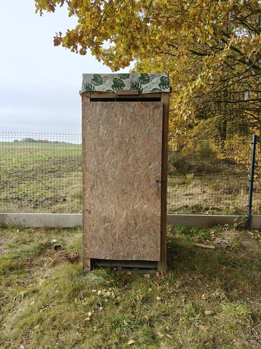 Wychodek WC budowlany na działkę