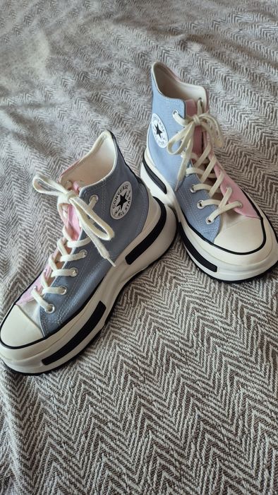 Продаю кеди Converse.