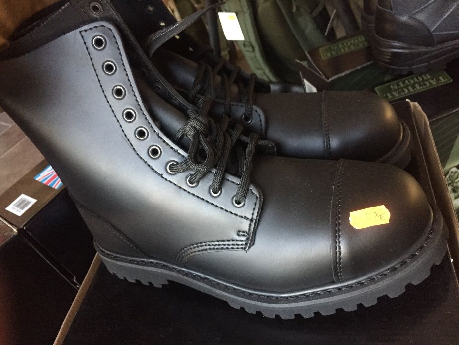 Botas casual militar da Marca Brandit NOVAS todos os tamanhos