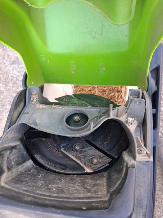 Triturador de ramos Vito 2500W
