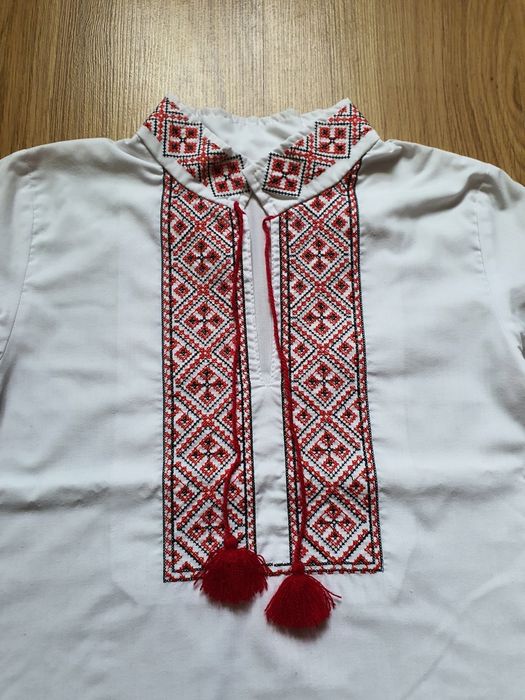 Вишиванка на хлопчика вік 8-10 років