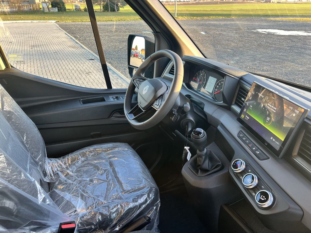Wynajem samochodów osobowych busów 9 osobowych wypożyczalnia aut Oława