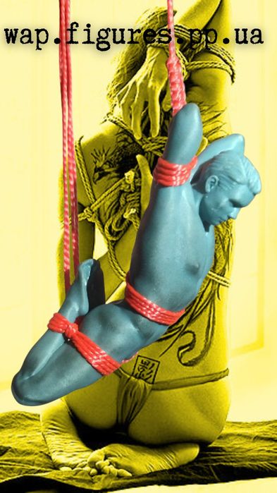 Шибари парень.Подвеска в авто.