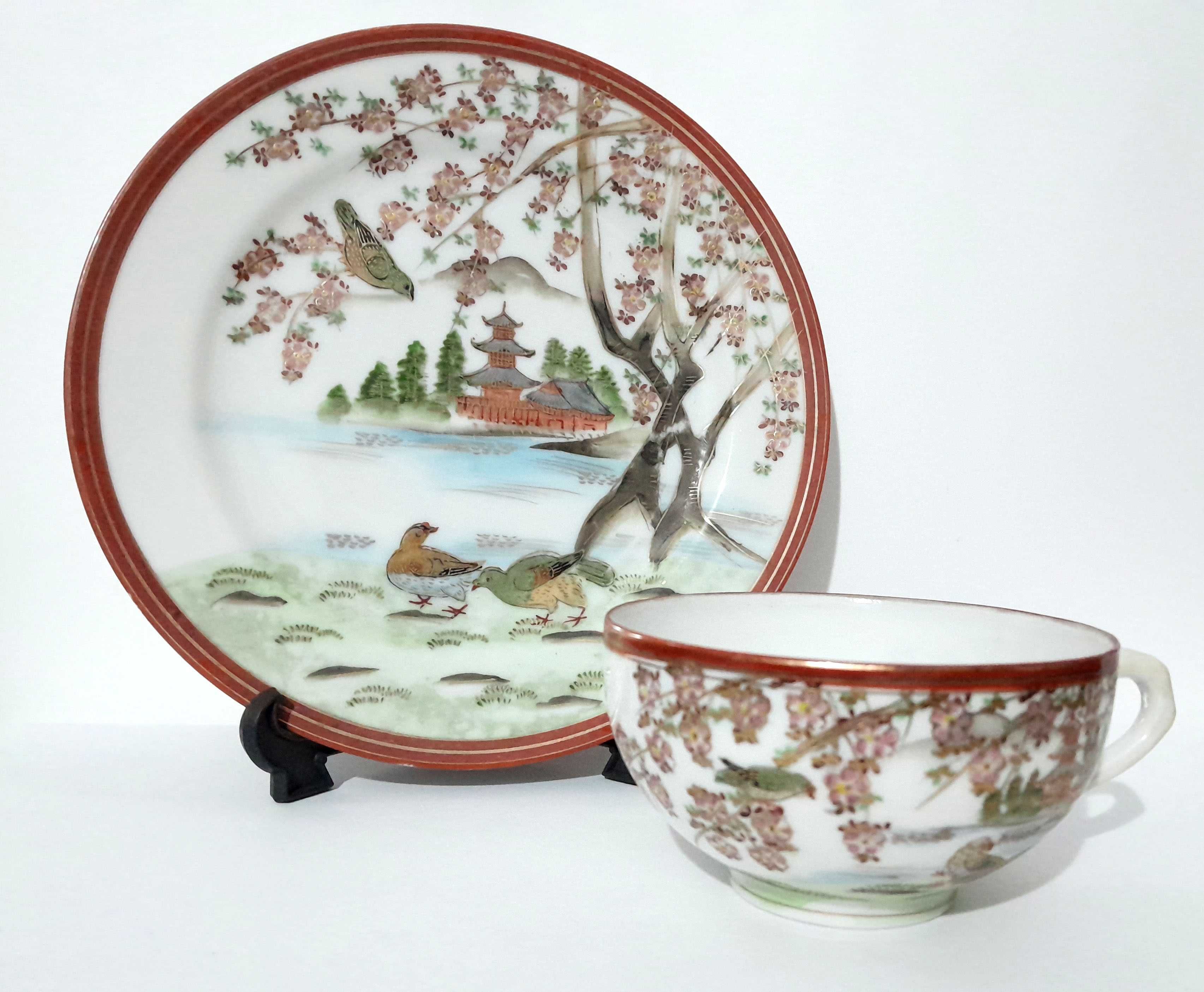 Prato e chávena de chá c/motivos orientais porcelana casca de ovo