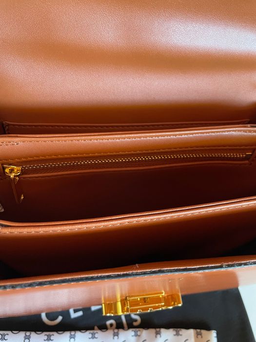 Mala lindíssima Celine