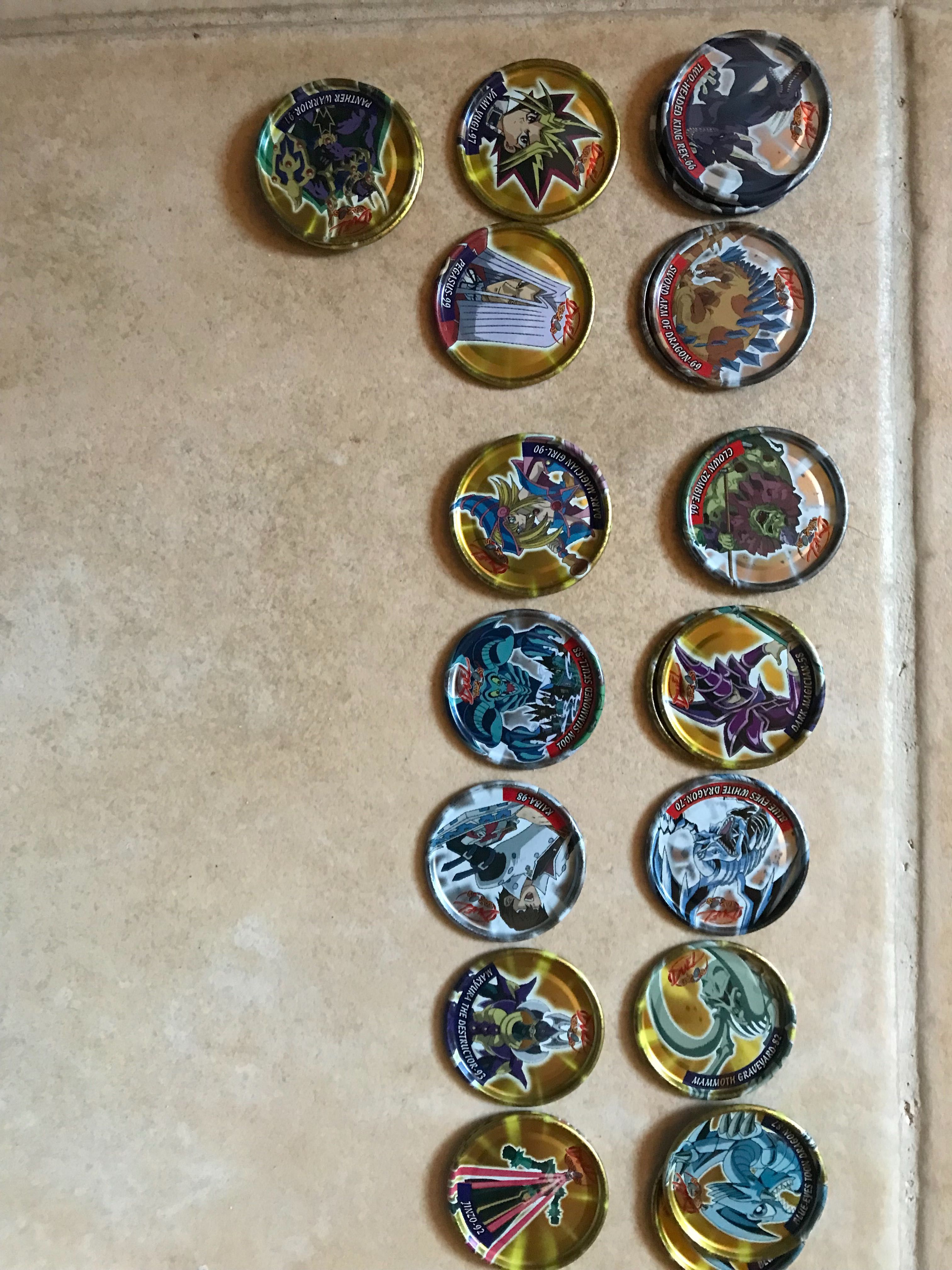 Tazos yu gi oh (troco/vendo) 1€ unidade