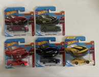 Hot Wheels Nissan set