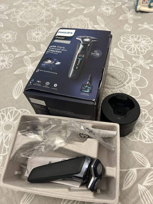 Бритва Philips серії 7000