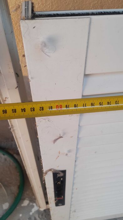 Janela aluminio arrecadação