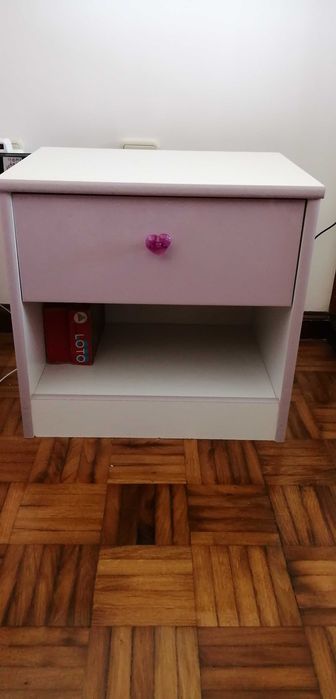 Cama + gavetão + estrado + mesinha cabeceira + Colchão Viscoelástico
