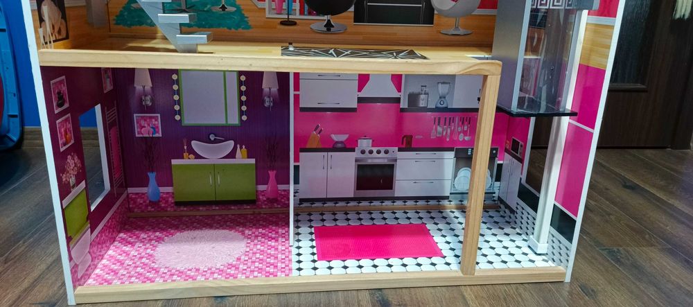 Domek dla lalek.