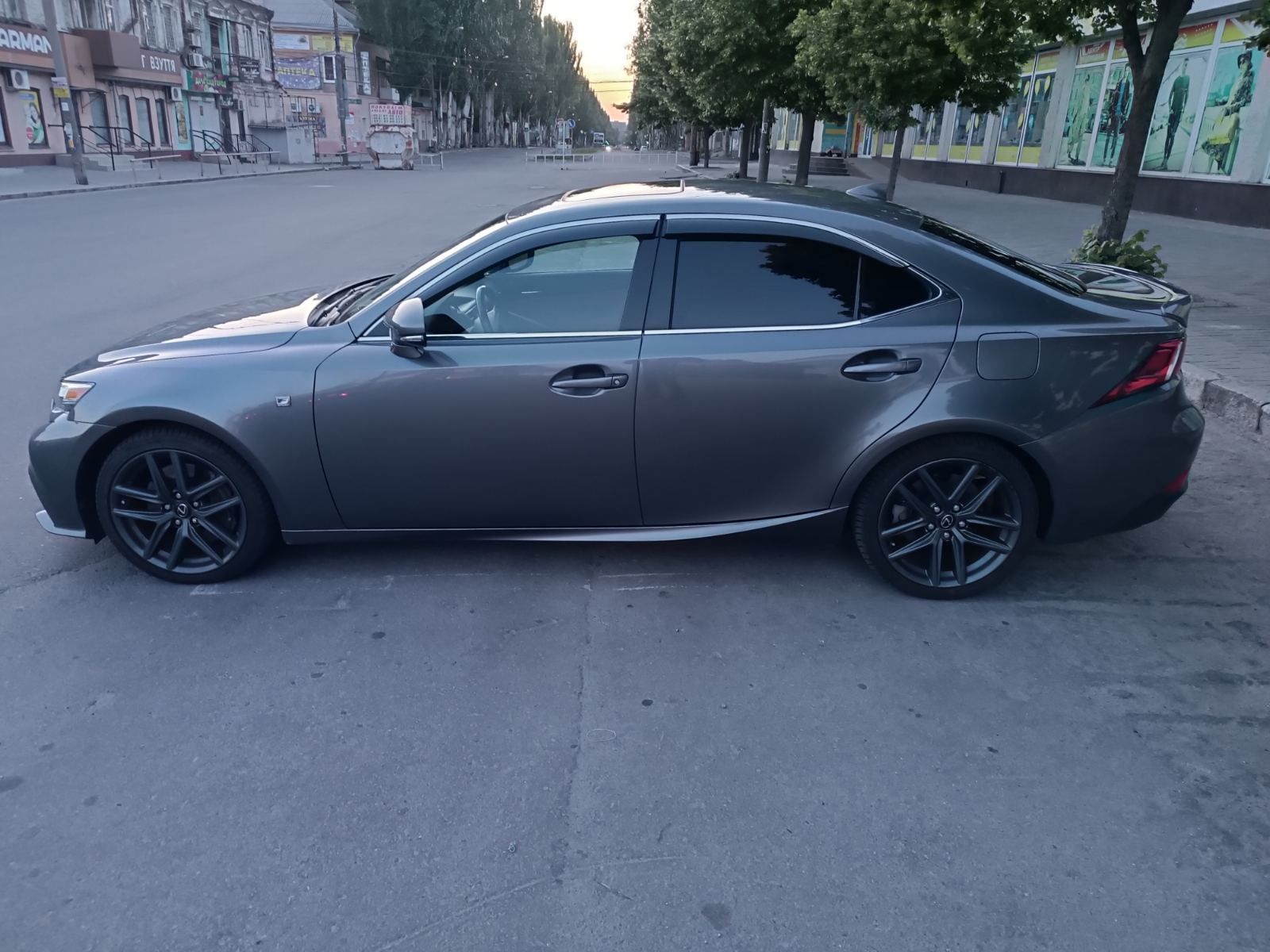 Lexus is200 Fsport