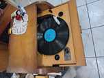 Gramofon rok produkcji ok 30-40  rok