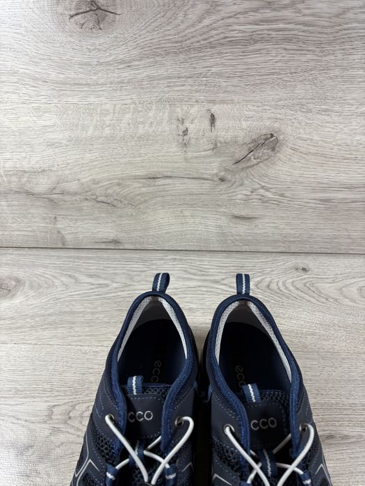 Ecco чоловічі кросівки 43 розмір