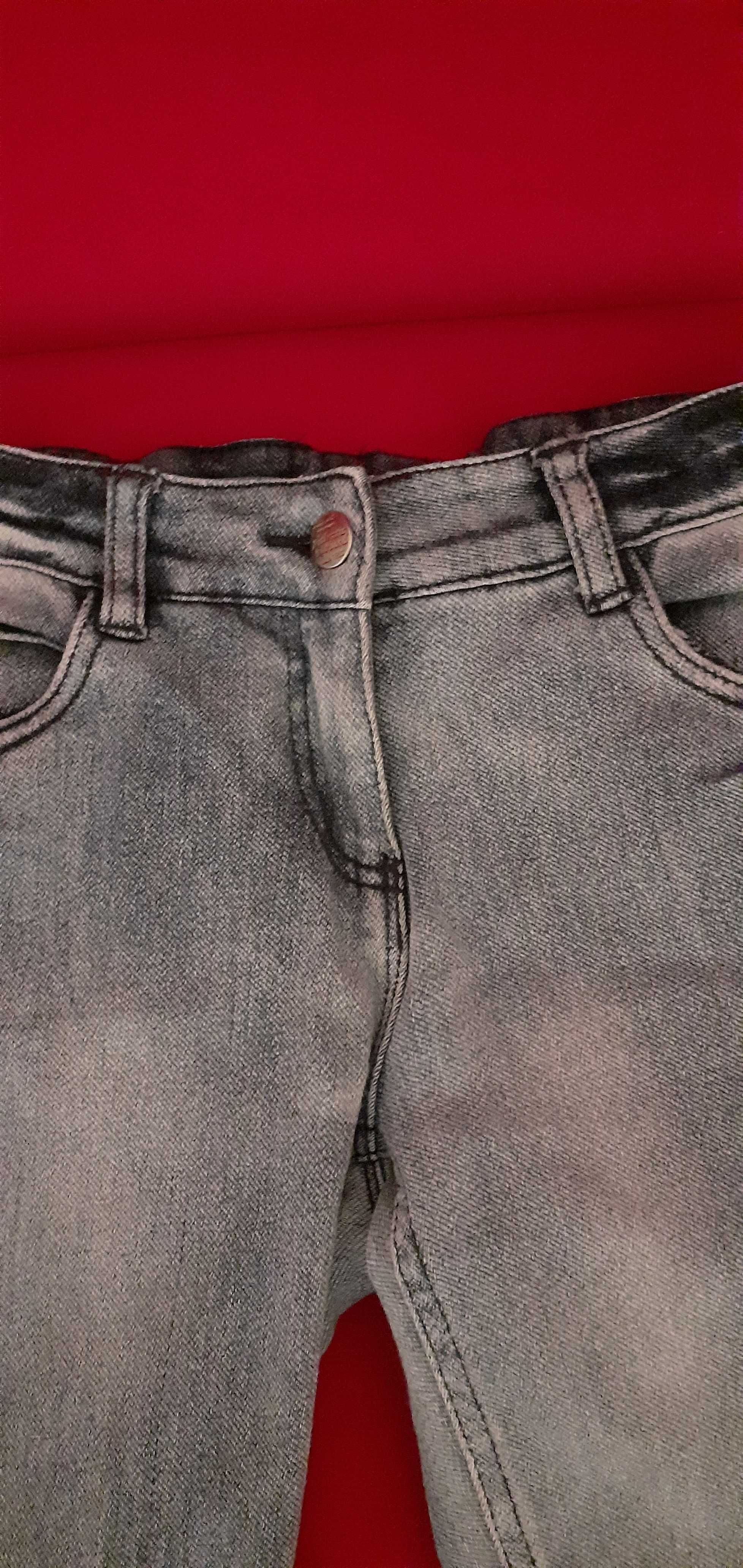 Spodnie jeansy, rozmiar 152