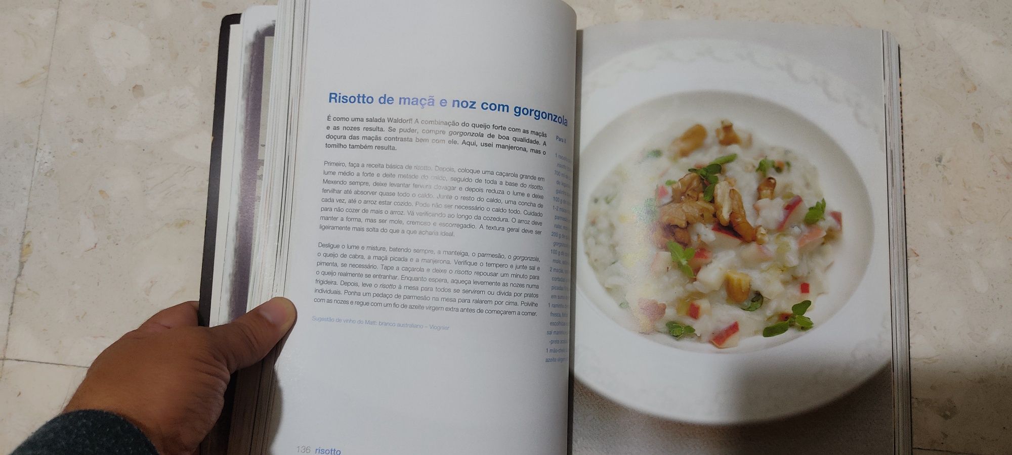 Livro Cozinhar com Jamie Oliver- Guia para cozinhar