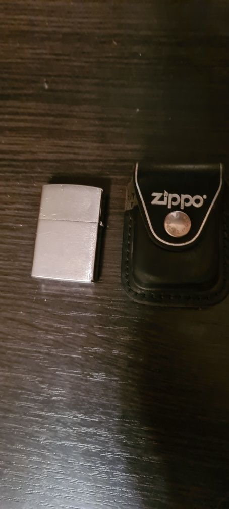 Зажигалка Zippo с чехлом