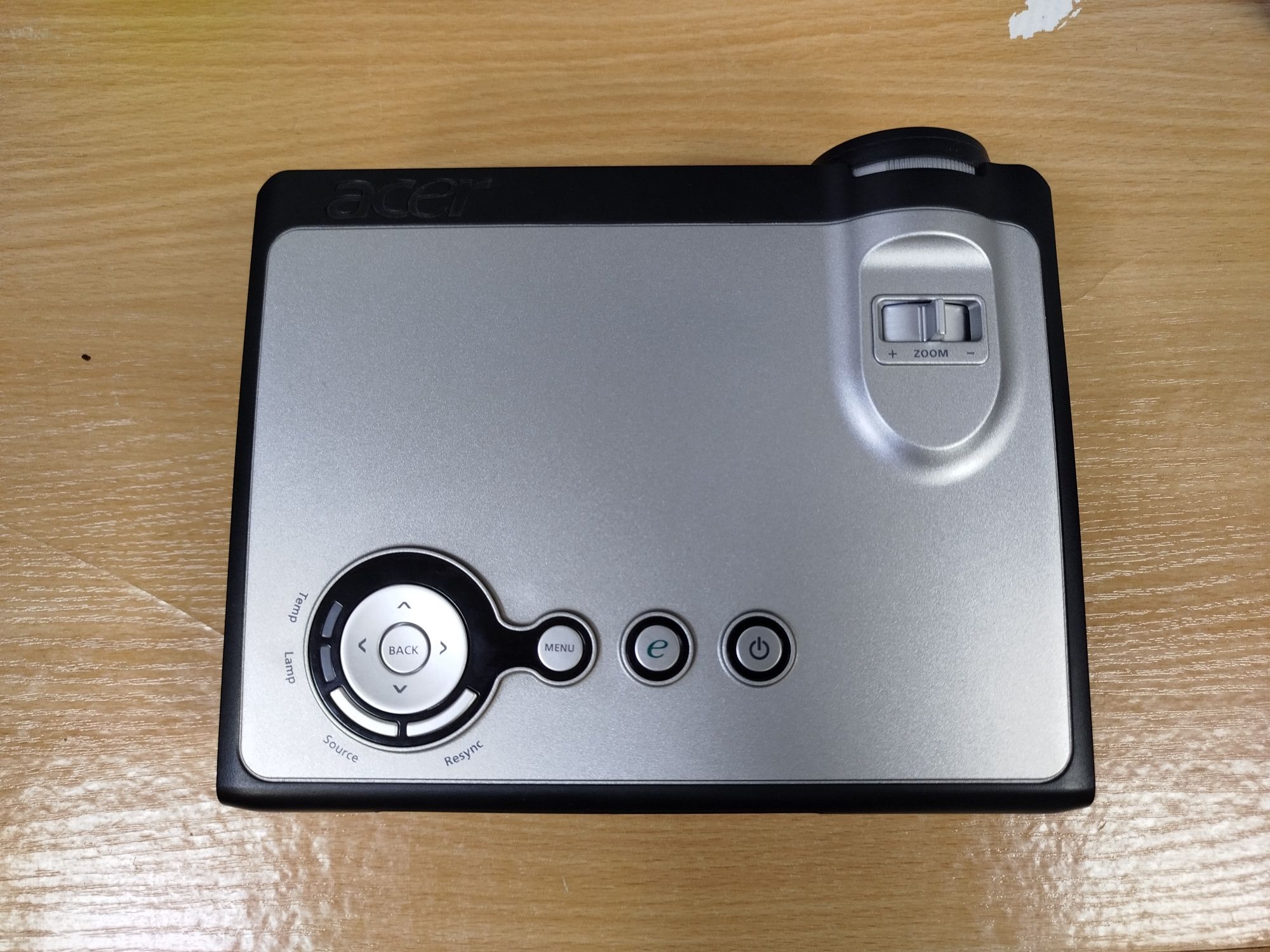 Проектор Acer PD323
