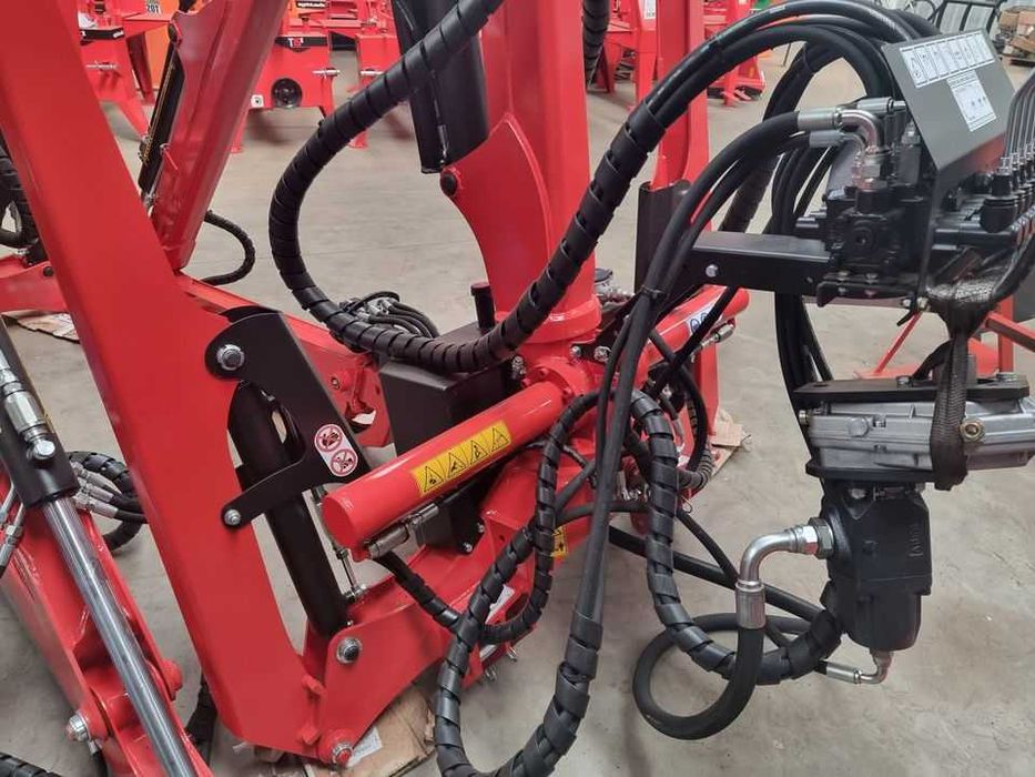 Grua Agricola ou Florestal Modelo GAF 500 S Nova com rotor e pinça