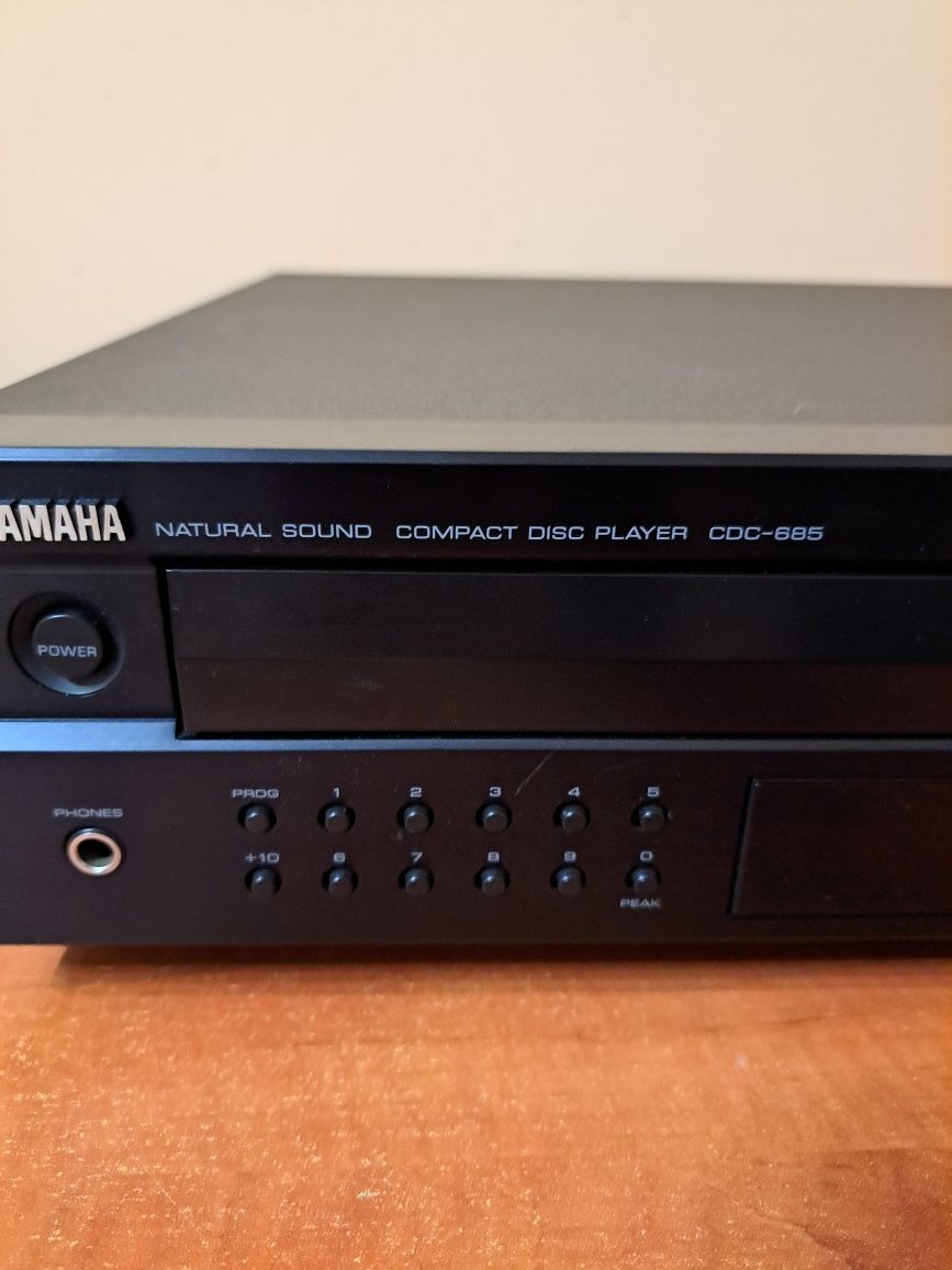 Zmieniarka Yamaha cdc 685