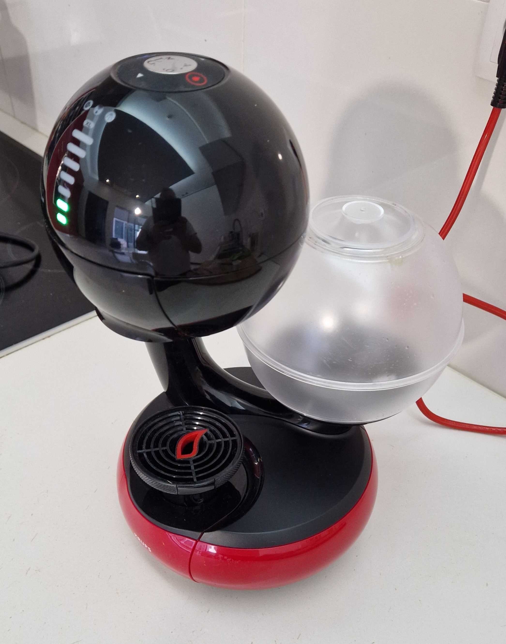 Maquina Café Dolce Gusto Esperta Red + 96 cápsulas Boundi