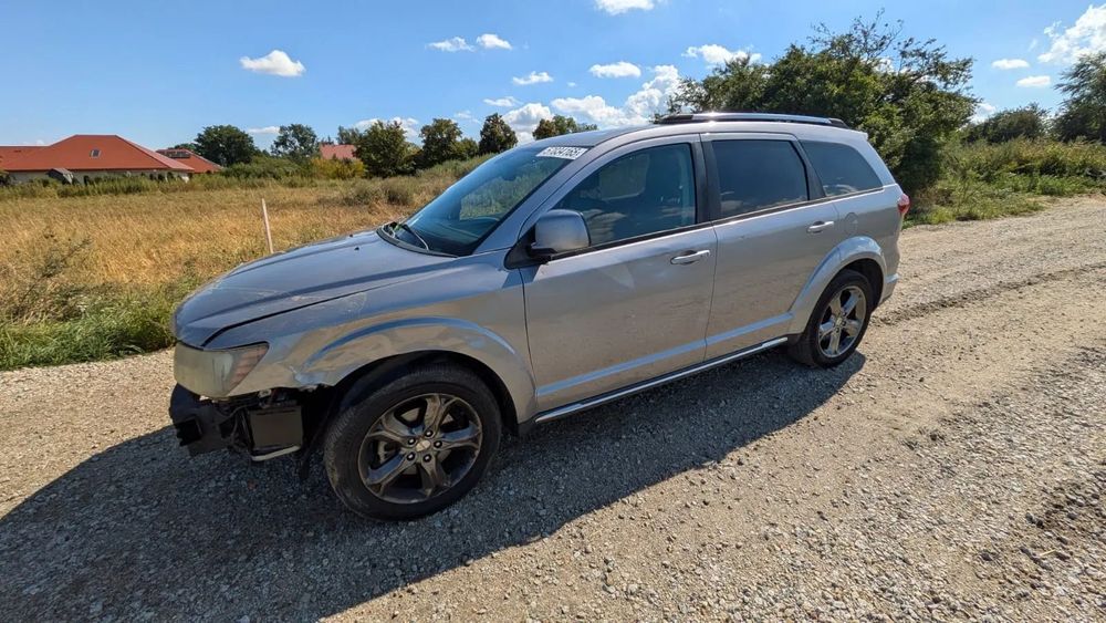 Dodge Journey Dodge Journey Crossroad • 2015 r. • 3.6 V6 Benzyna • FWD • Okazja 7 os