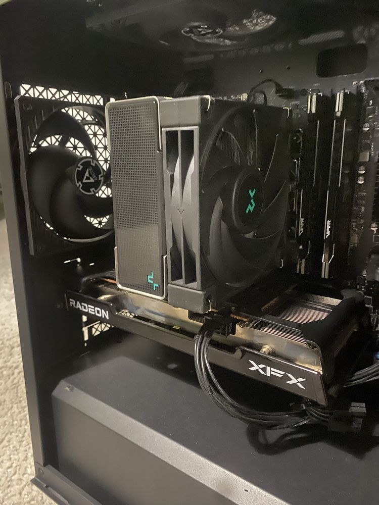 Komputer stacjonarny GAMING AMD RADEON RX 6600