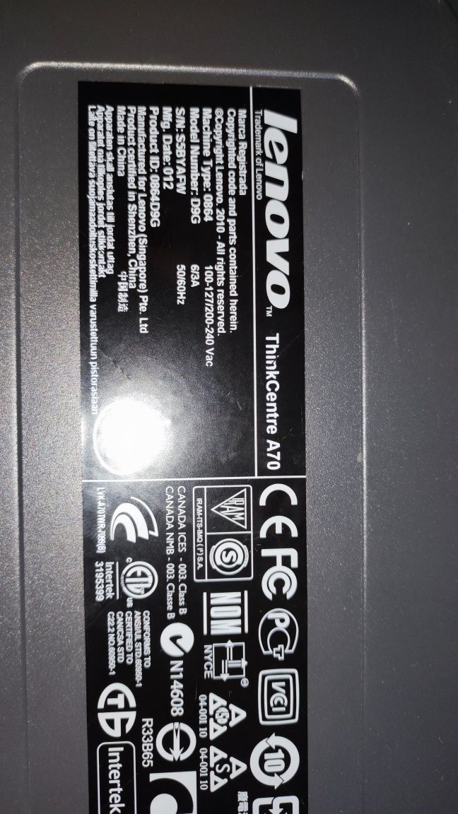 Lenovo A70 C2D E8400 3Ghz ram 2GB DDR3 Win7