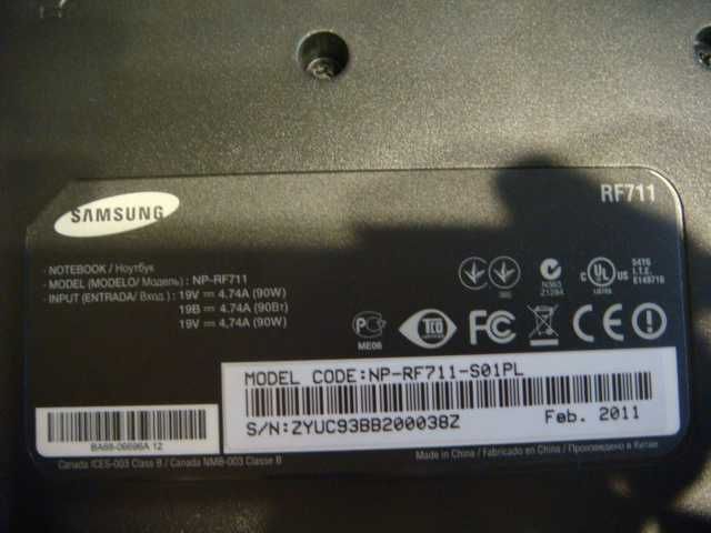 Laptop Samsung RF711, Core i7, 6 GB RAM, Win 10 home, 17 cali