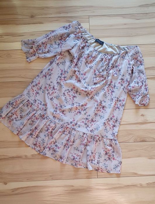 Sukienka szyfonowa hiszpanka falbany kwiaty Mohito M 38