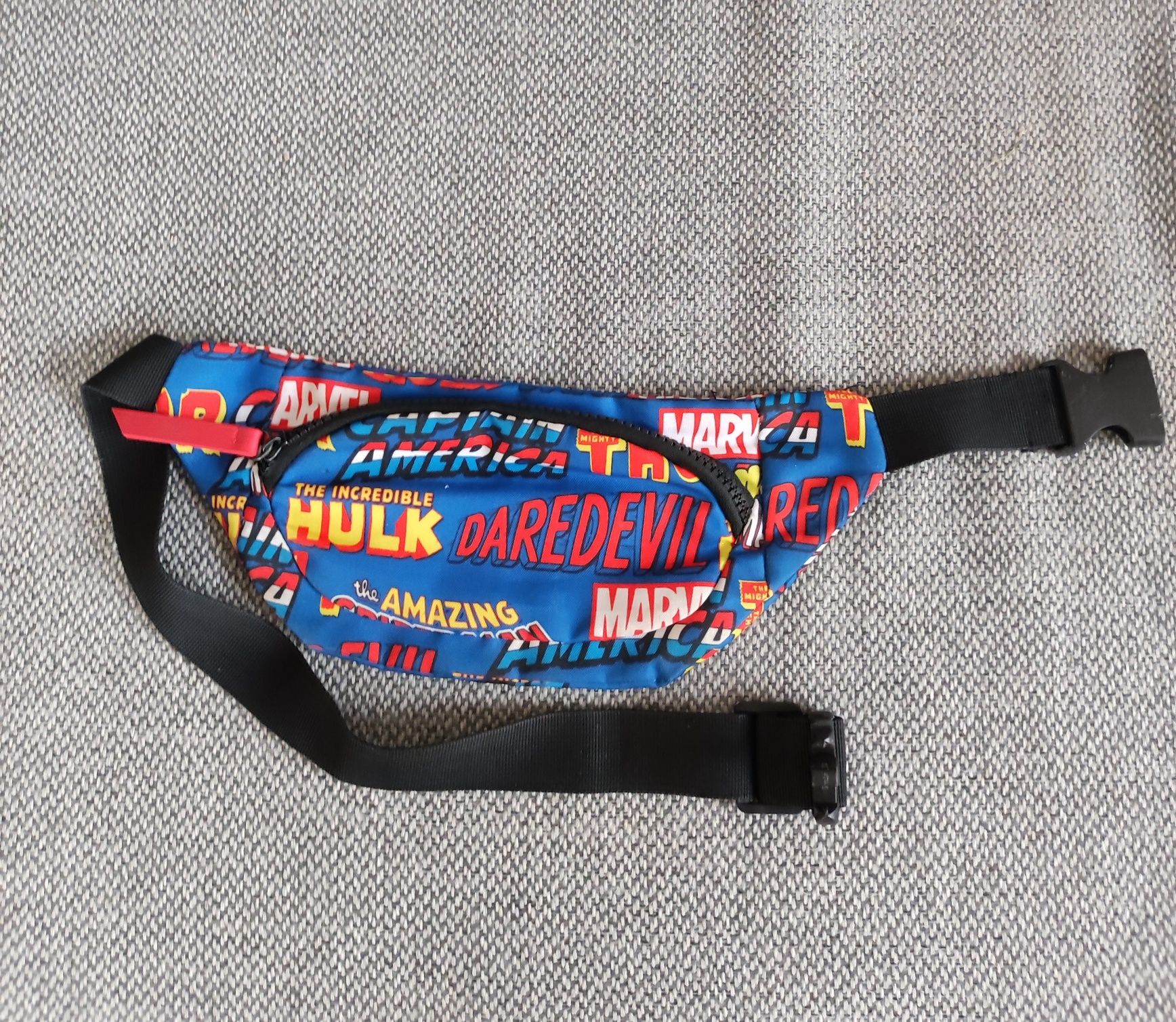 Saszetka nerka dla chłopca Reserved Marvel