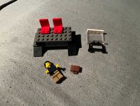 Lego figurka, dworzec pkpm pociąg
